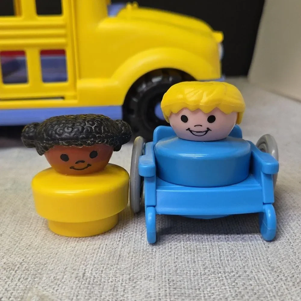 Fisher-Price Nifty Station Wagon , Little People Airplane, School Bus, 11 Figure